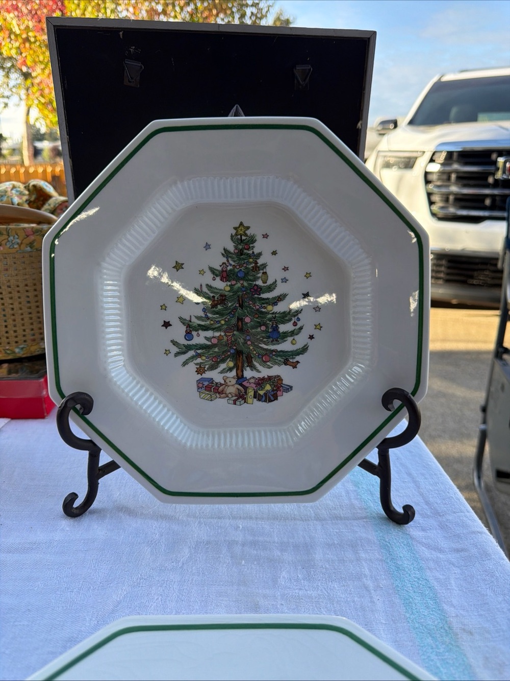 2 NIKKO Classic Collection Christmas Tree Octagonal Ceramic Plate Made in Japan
